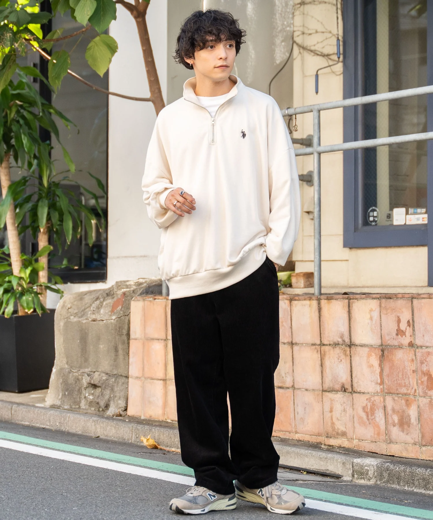 Thumbnail 11