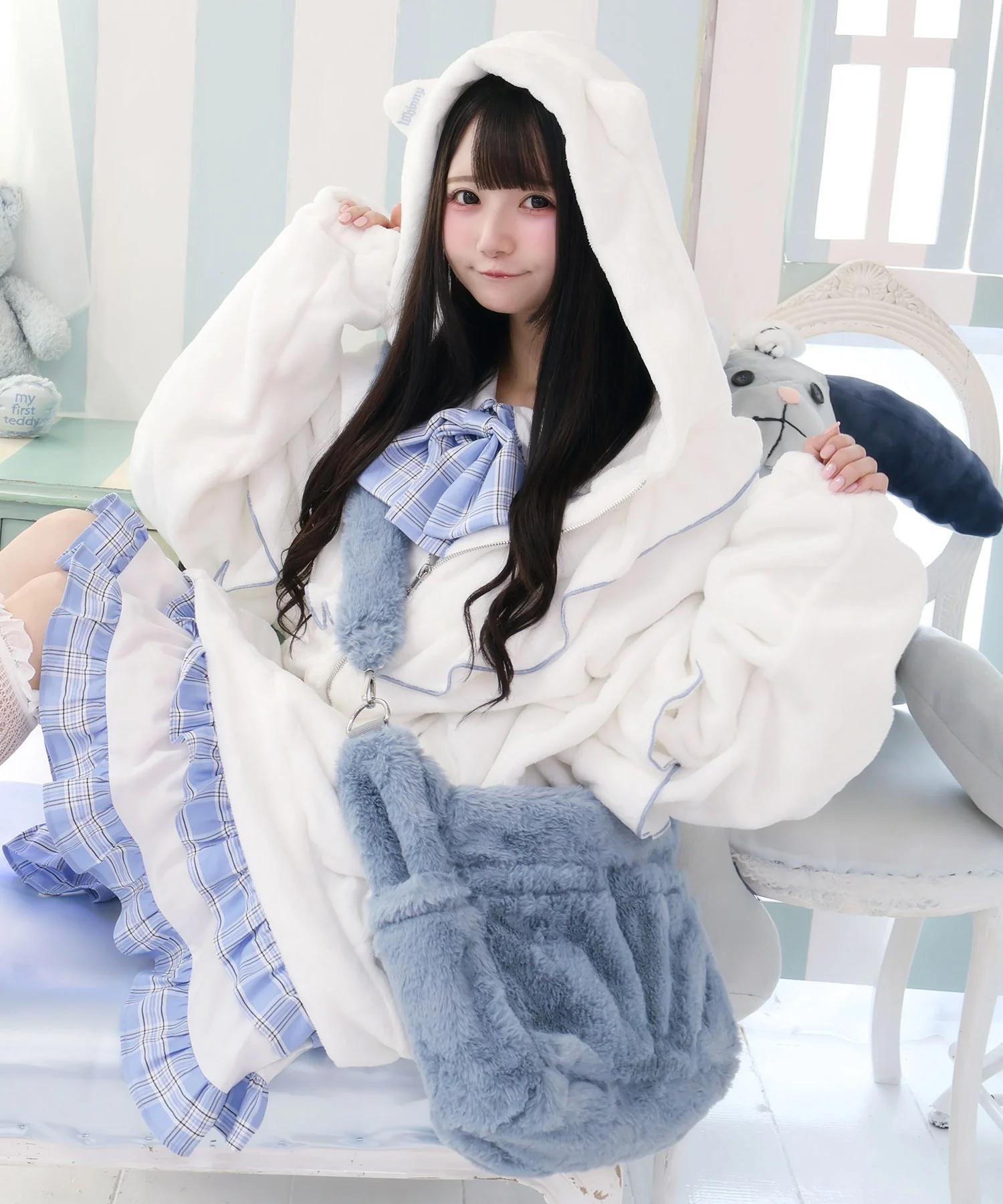 Thumbnail 7